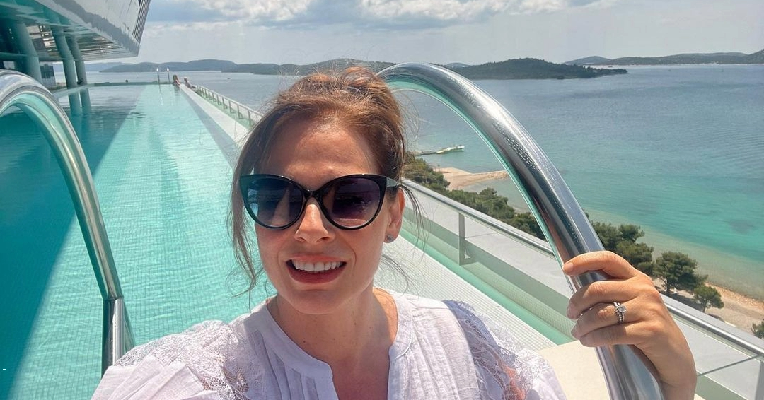 Meet Louisa Maude: Award-Winning Actress and Artist